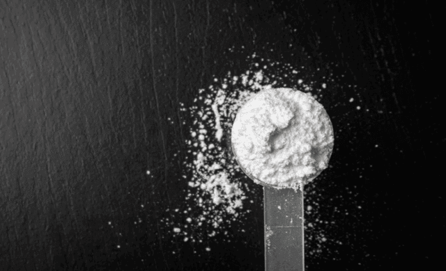 Kreatin och håravfall – vad säger forskningen?